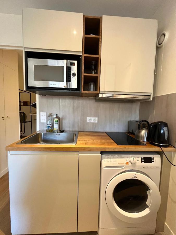 Dream Dwell -studio With Balcony 800m To Trocadero And Tour Eiffel Appartement